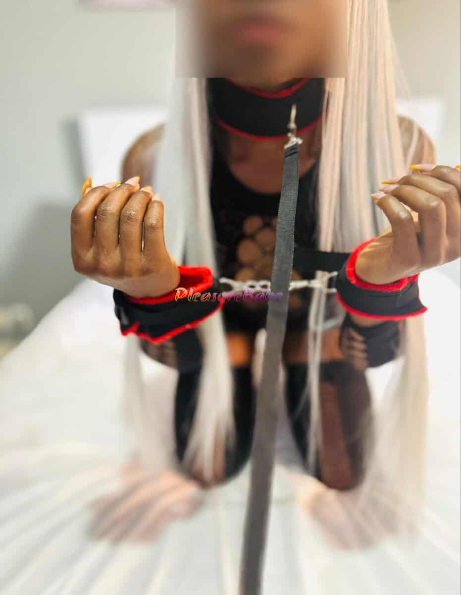 Queen Dominatrix